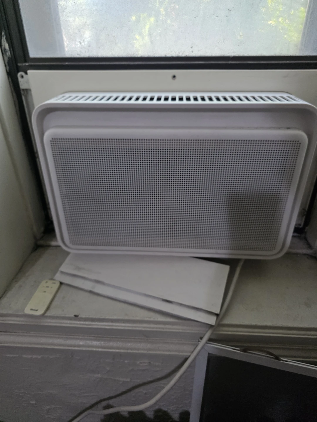Windmill 8000 Btu Air Conditioner with Remote - photo 2