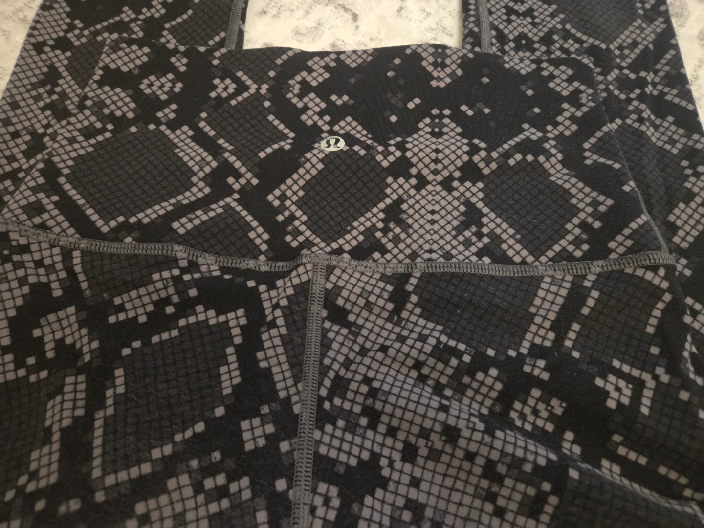 Lululemon Leggings - Set of 3 - photo 5
