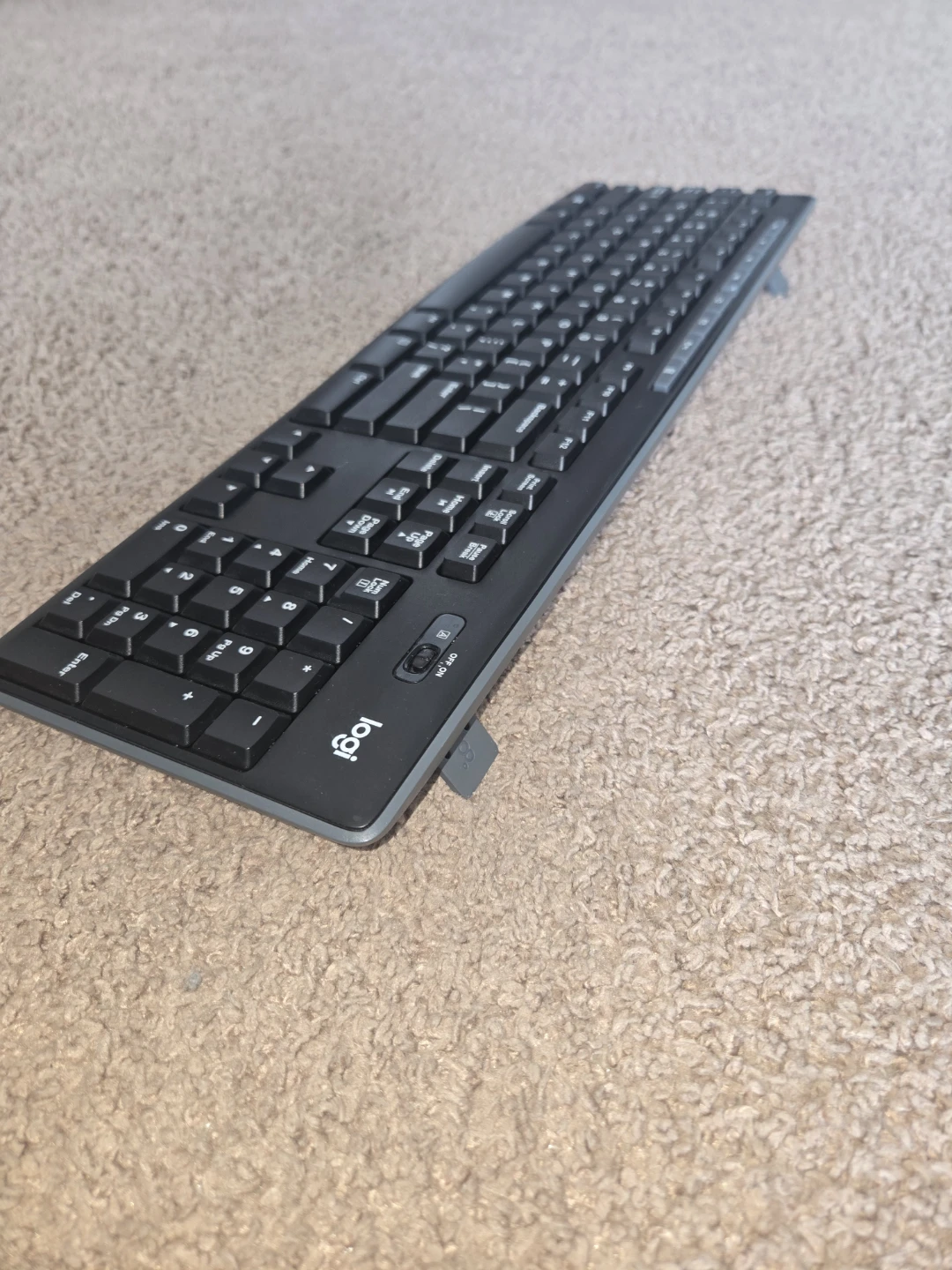 Logitech Wireless Keyboard and Mouse Combo - photo 2