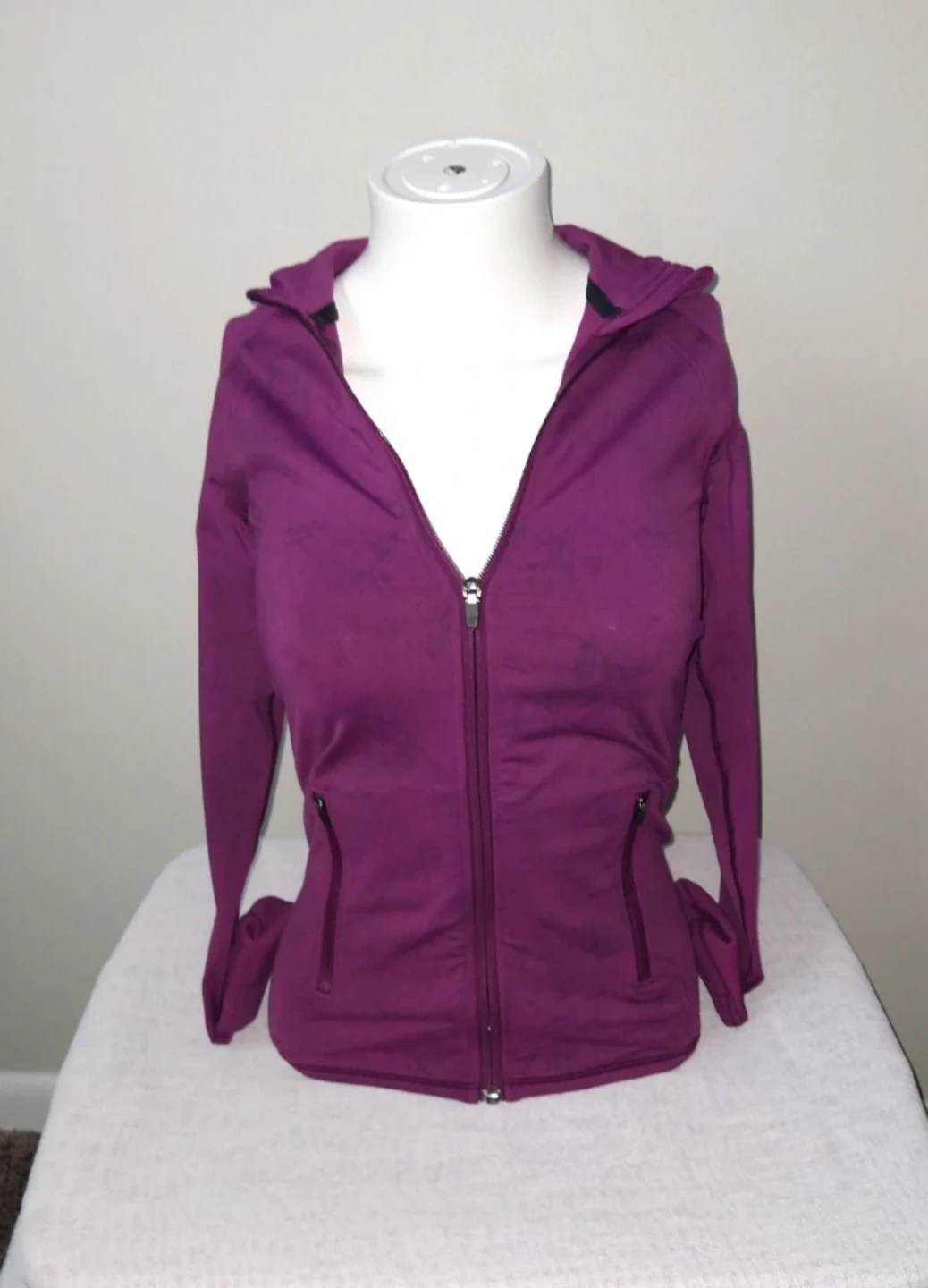 Lululemon Define Burgundy Athletic Jacket Size Small (2)