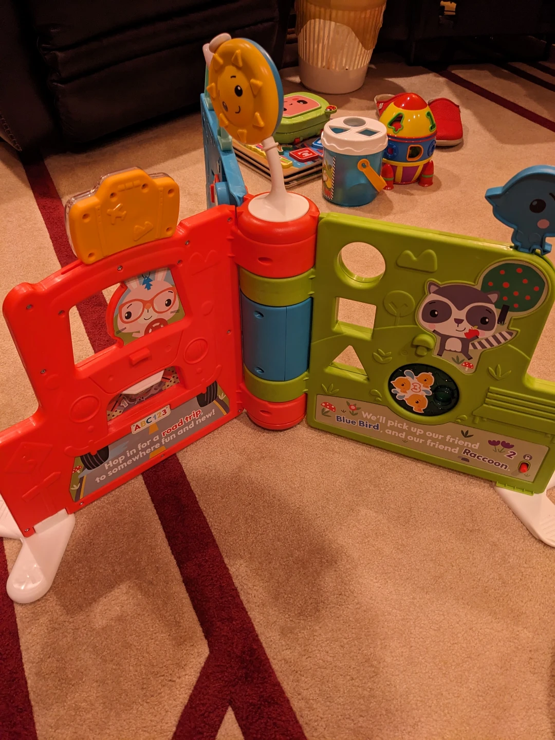⚽ Fisher-Price Sit to Stand Giant Activity Book - photo 4