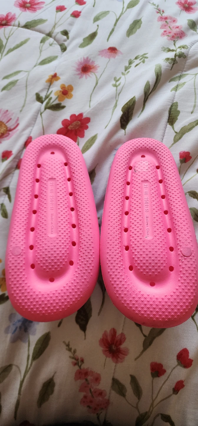 Care Bears Pink Slide Sandals - photo 5