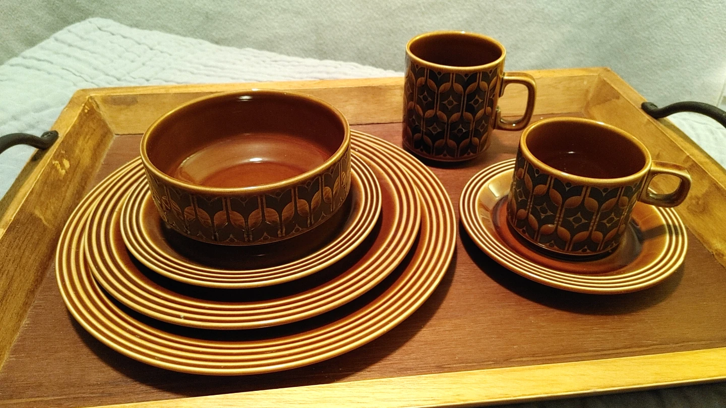 Vintage 1970's Hornsea Heirloom Dinnerware - photo 2