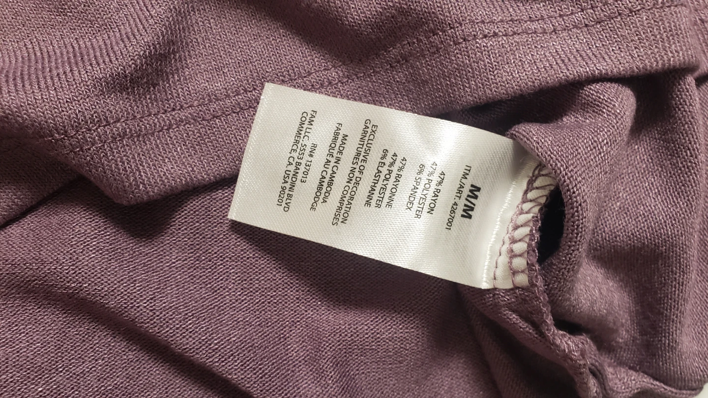 Brand new Banana Republic V-Neck Long Sleeve T-Shirt - Size M - photo 5