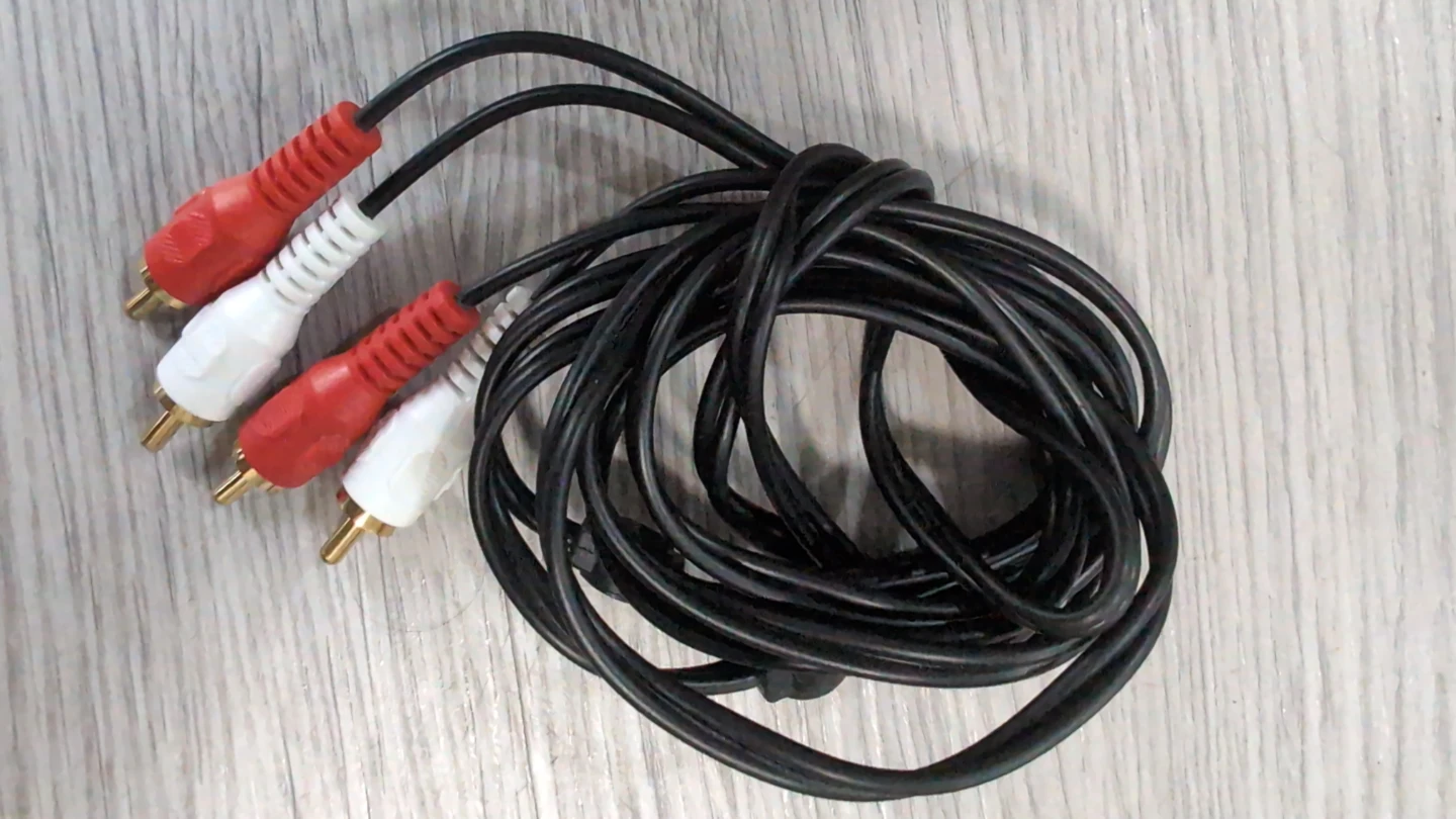 Premium 2-RCA Male to 2-RCA Male Stereo Audio Cable - photo 2