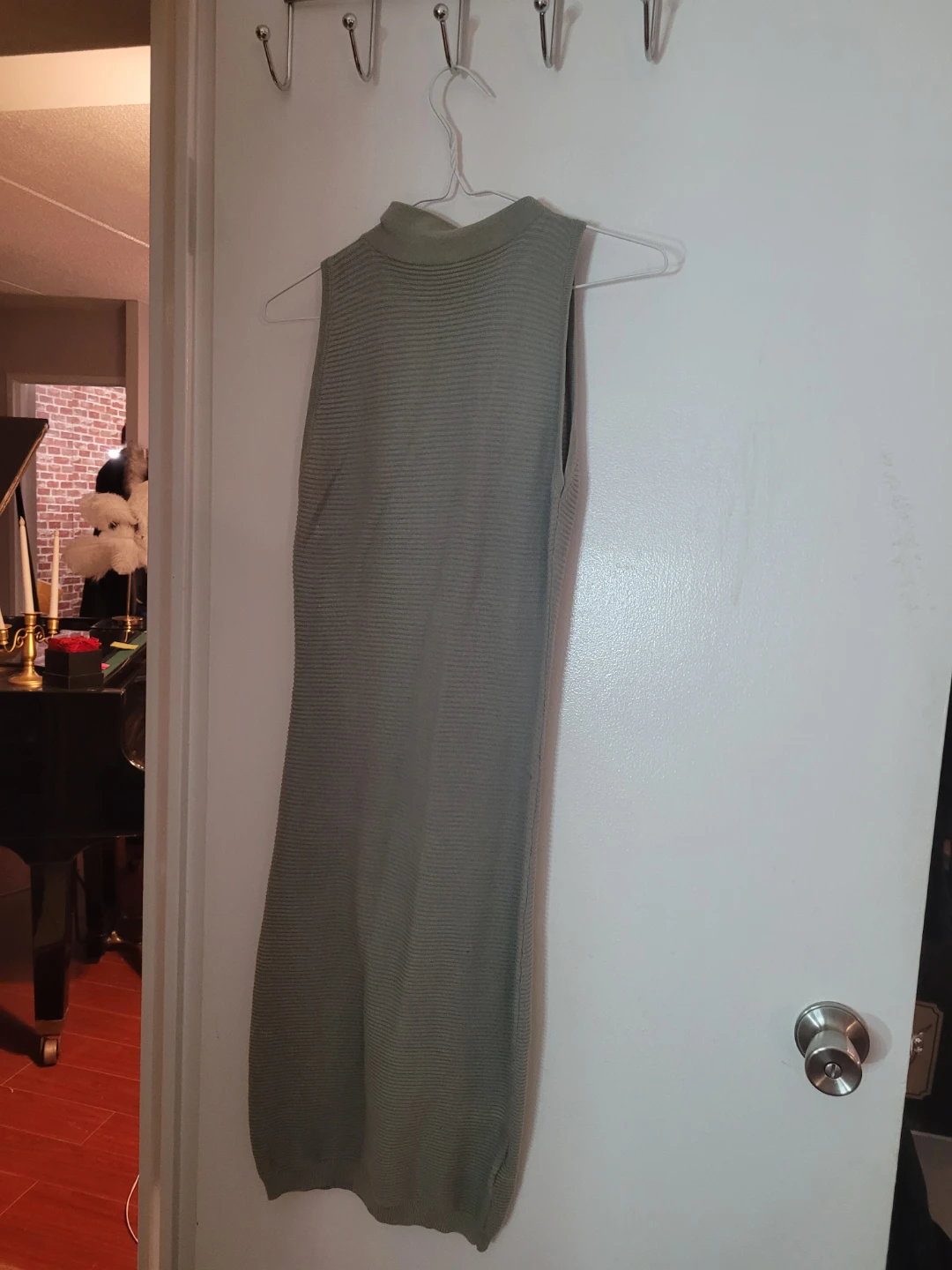 Sleeveless Ribbed Zipper Dress