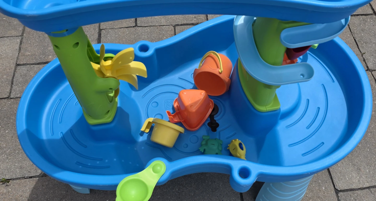 STEP2 - Water Table - photo 3