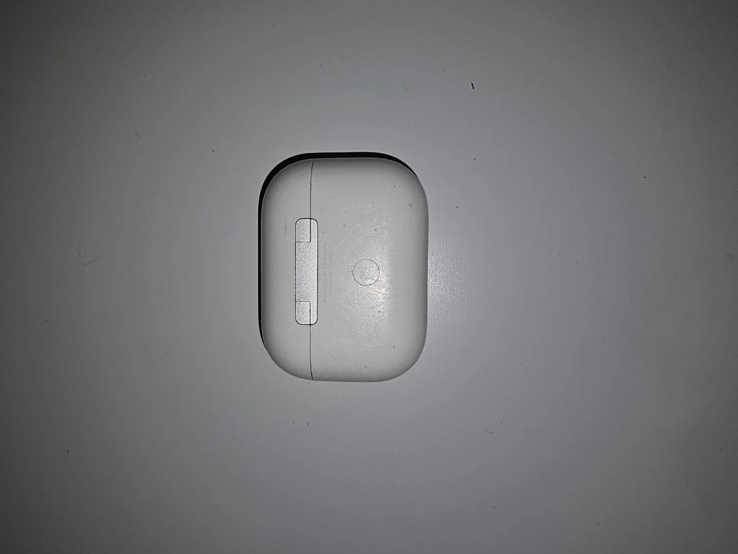 Apple AirPods Pro (2nd Gen) with Charging Case - photo 2