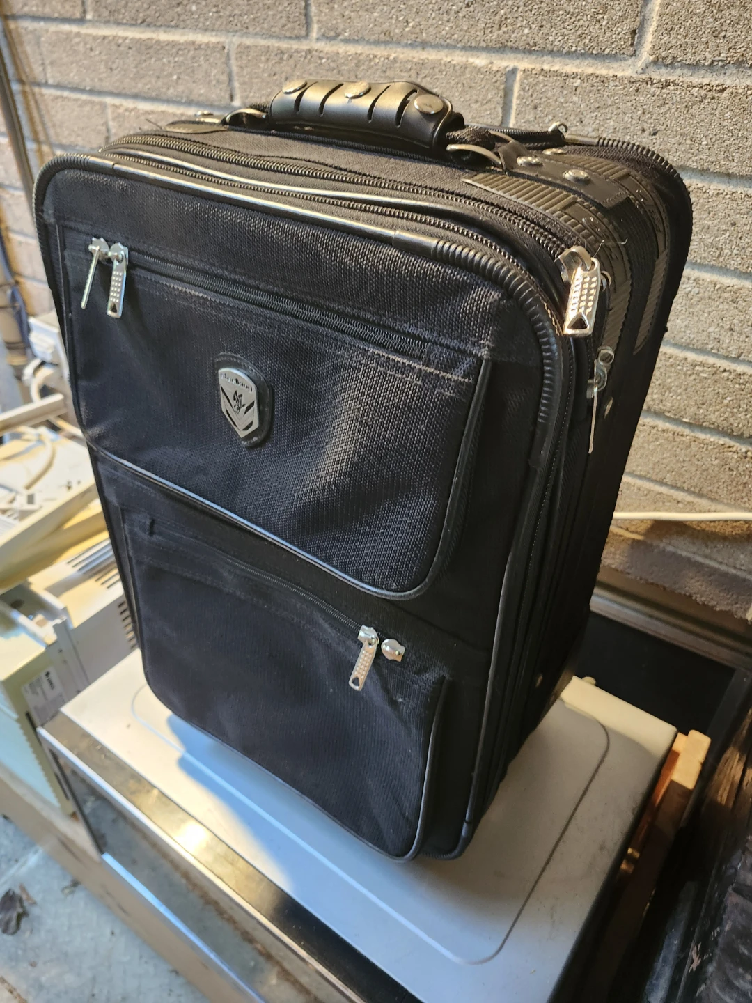 Black 2 wheeled carry on luggage - photo 2