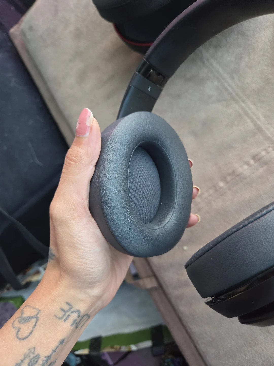 Beats Studio 2 Wireless Headphones - photo 2