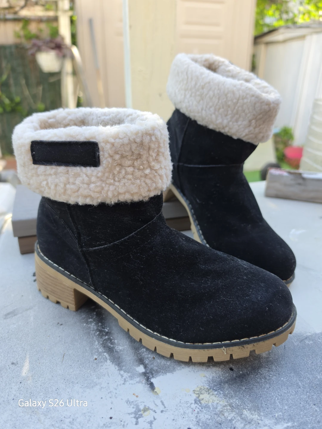 Black Suede Winter Snow Boots Size 10.5 US - photo 2