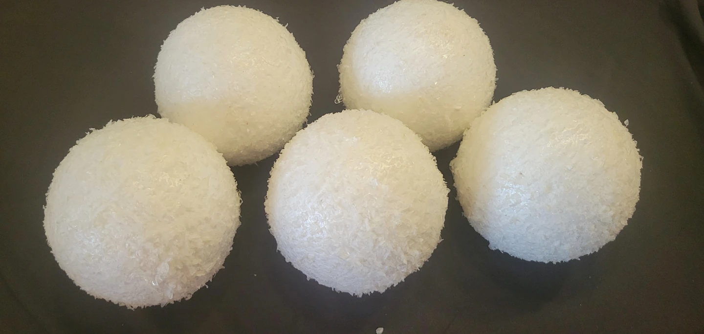 Set of 5 White Spheres ⚽ - photo 2