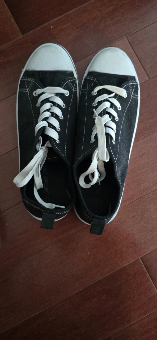 Women's shoes