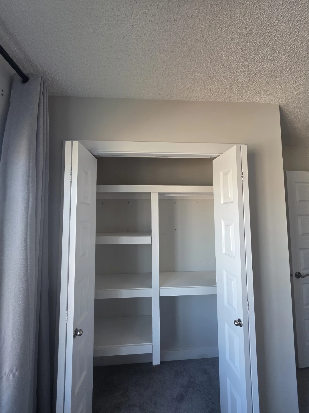 White Closet Shelving with hanging rods - photo 4