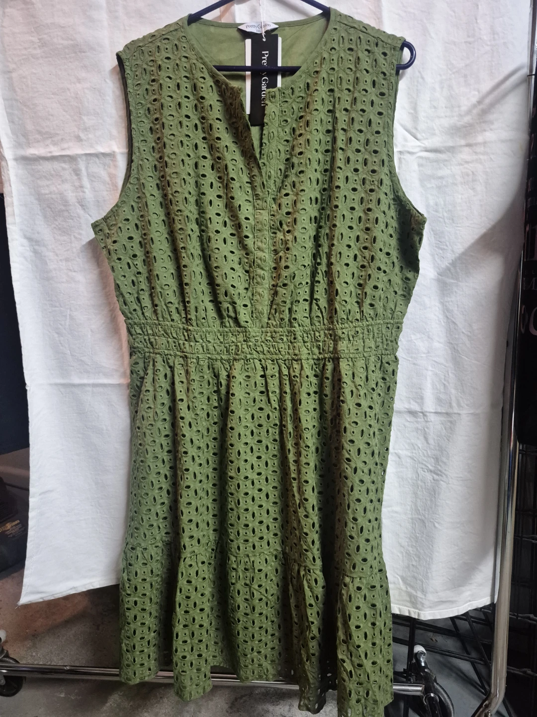 BNWT - Green Sleeveless Dress - photo 3