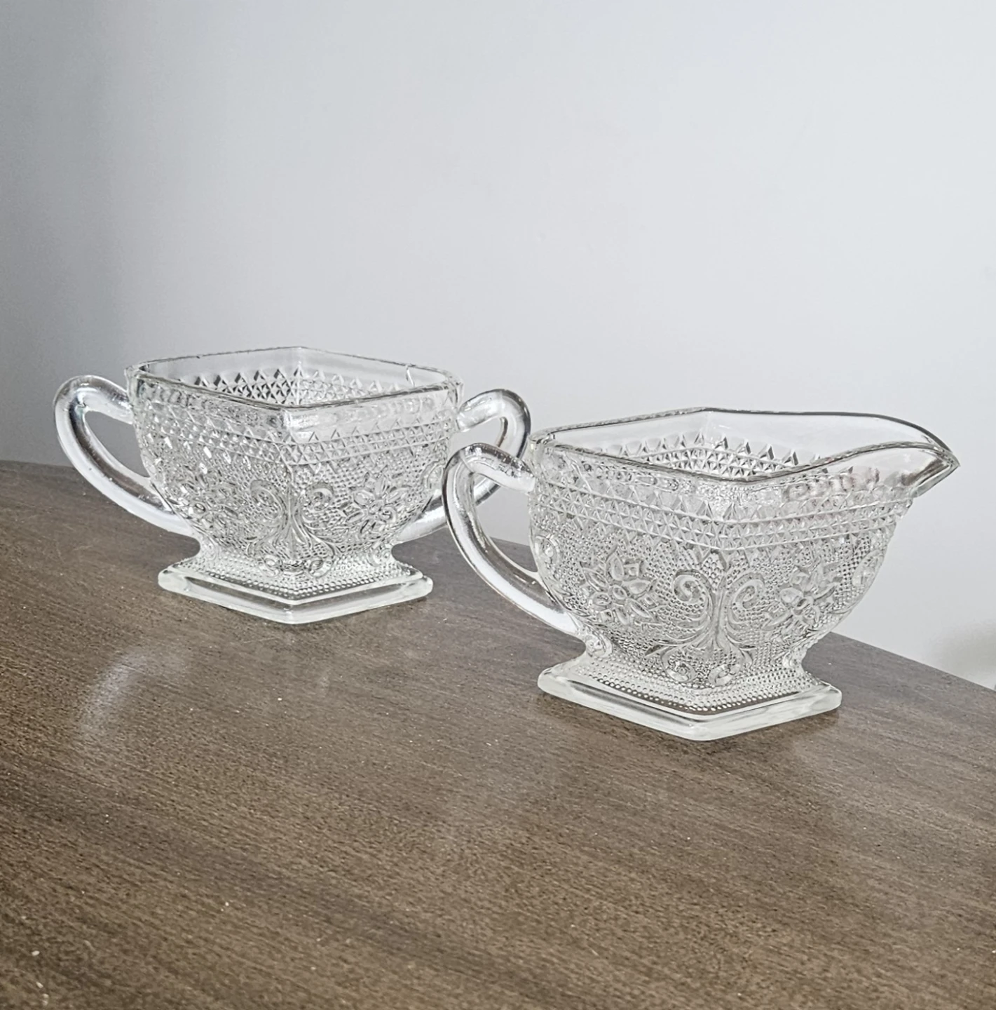 Indiana sandwich glass cream and sugar set