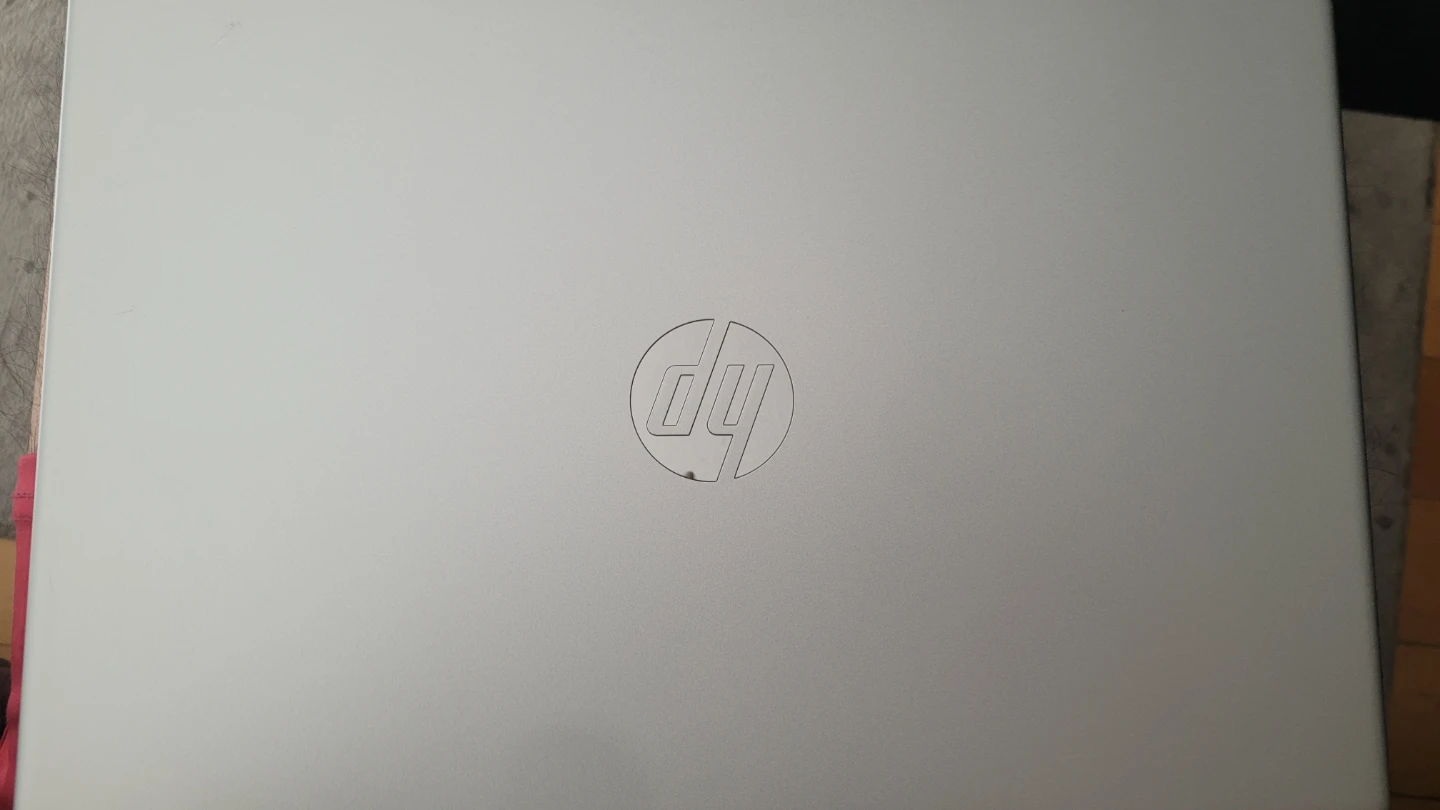 HP 15.6” Laptop AMD Ryzen 3/Radeon Graphics Near Mint + Charger - photo 5