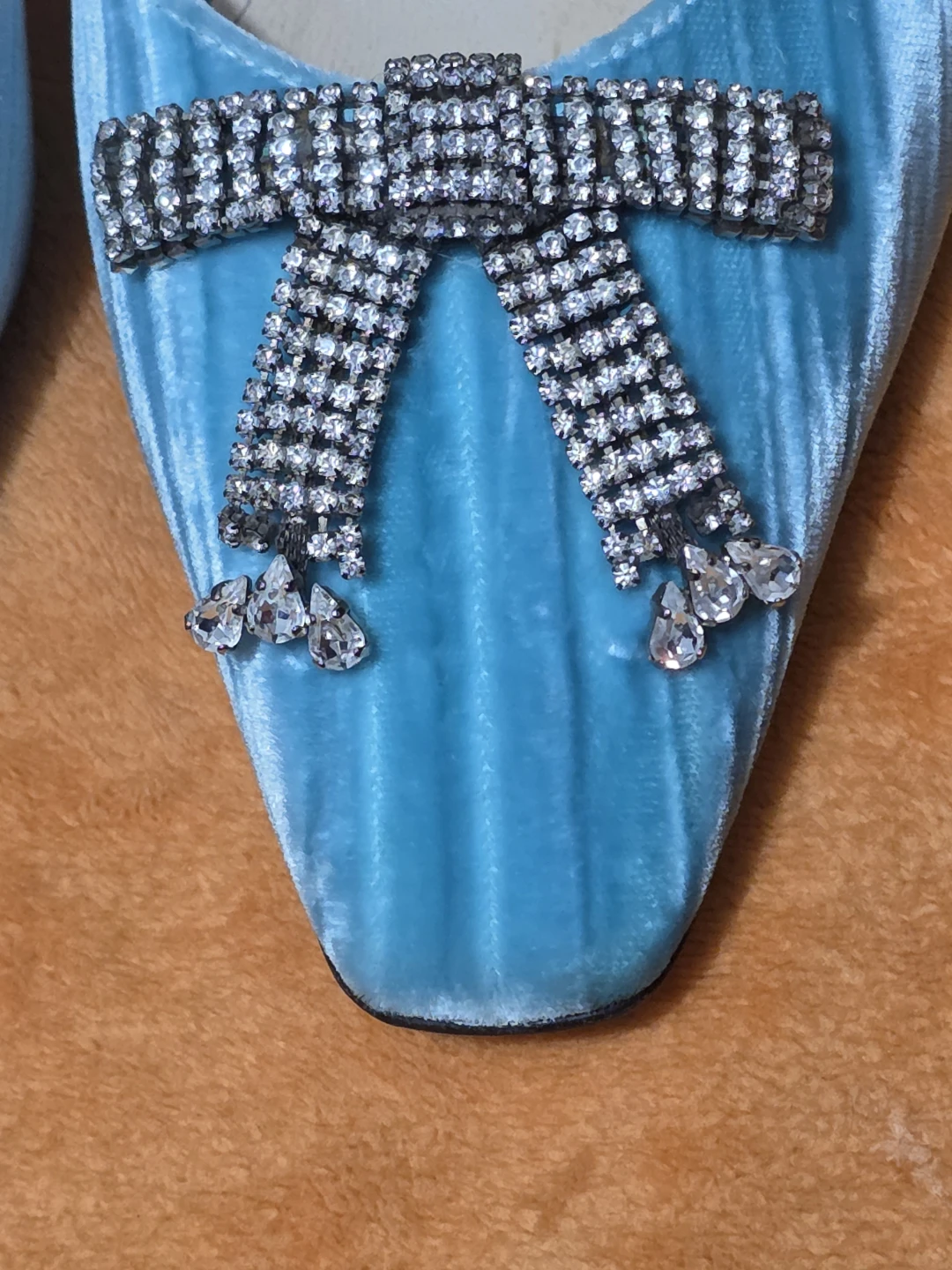 ATTICO Blue Velvet Crystal Bow Slingback Heels - photo 3