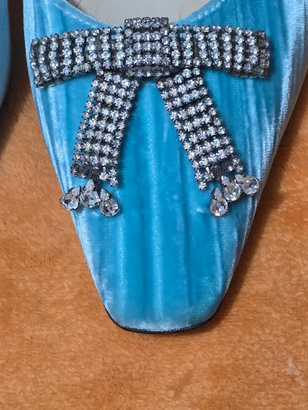 ATTICO Blue Velvet Crystal Bow Slingback Heels - photo 3