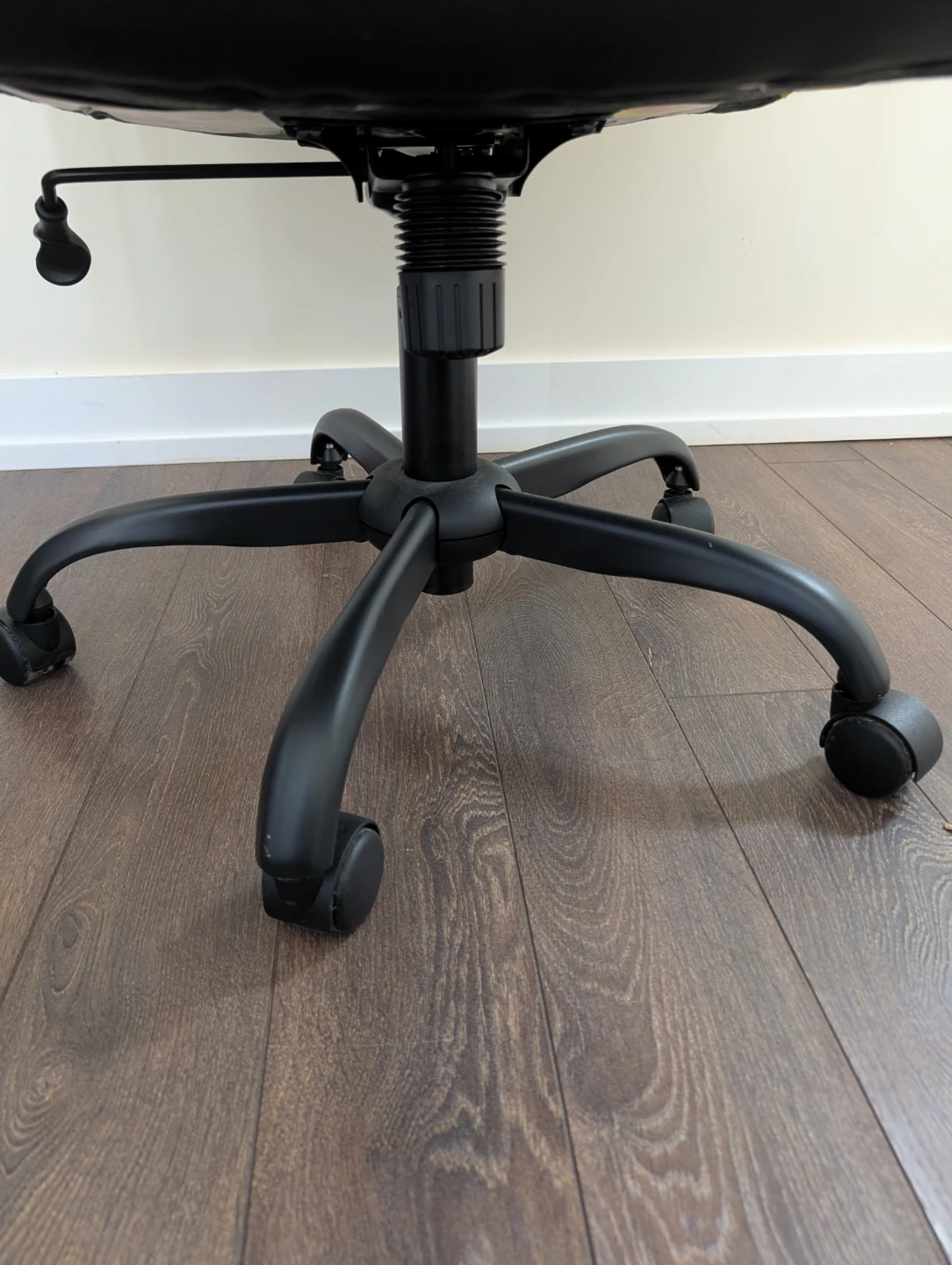 Black and White Gaming Office Chair - photo 4