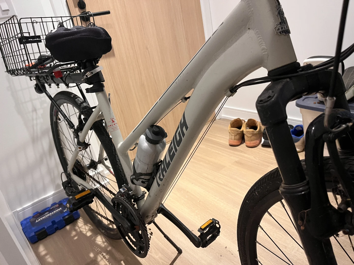 Raleigh Shimano mountain Bike - photo 2