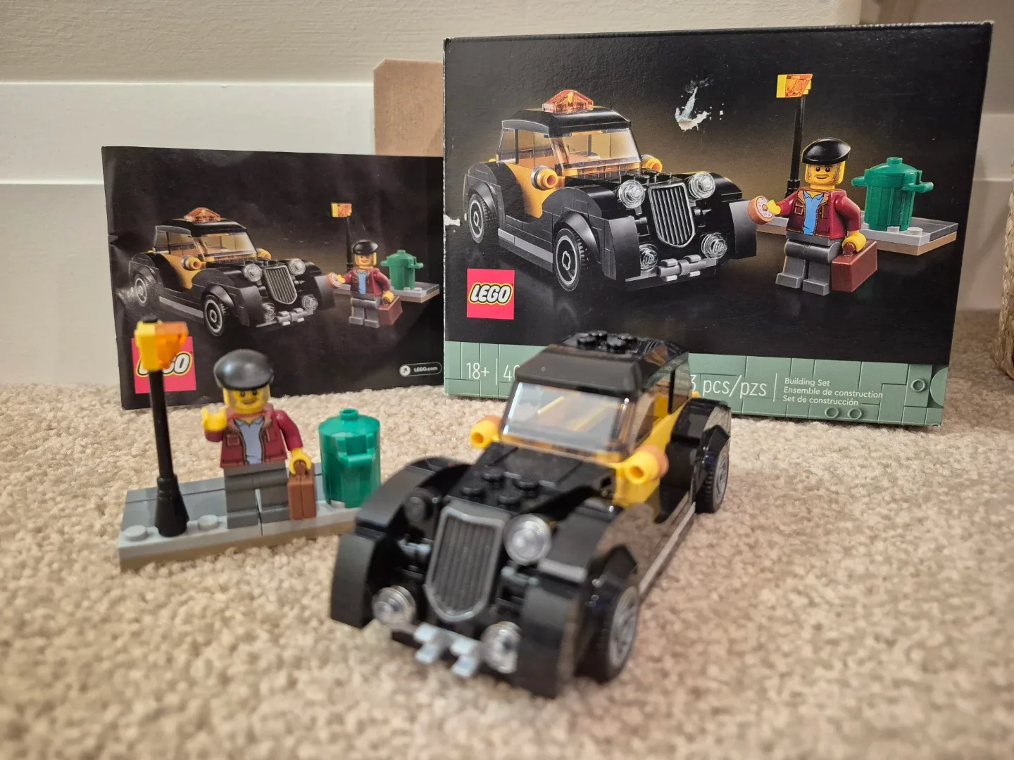LEGO Vintage Taxi Set 40532 A lot of pieces are missing ! - photo 3