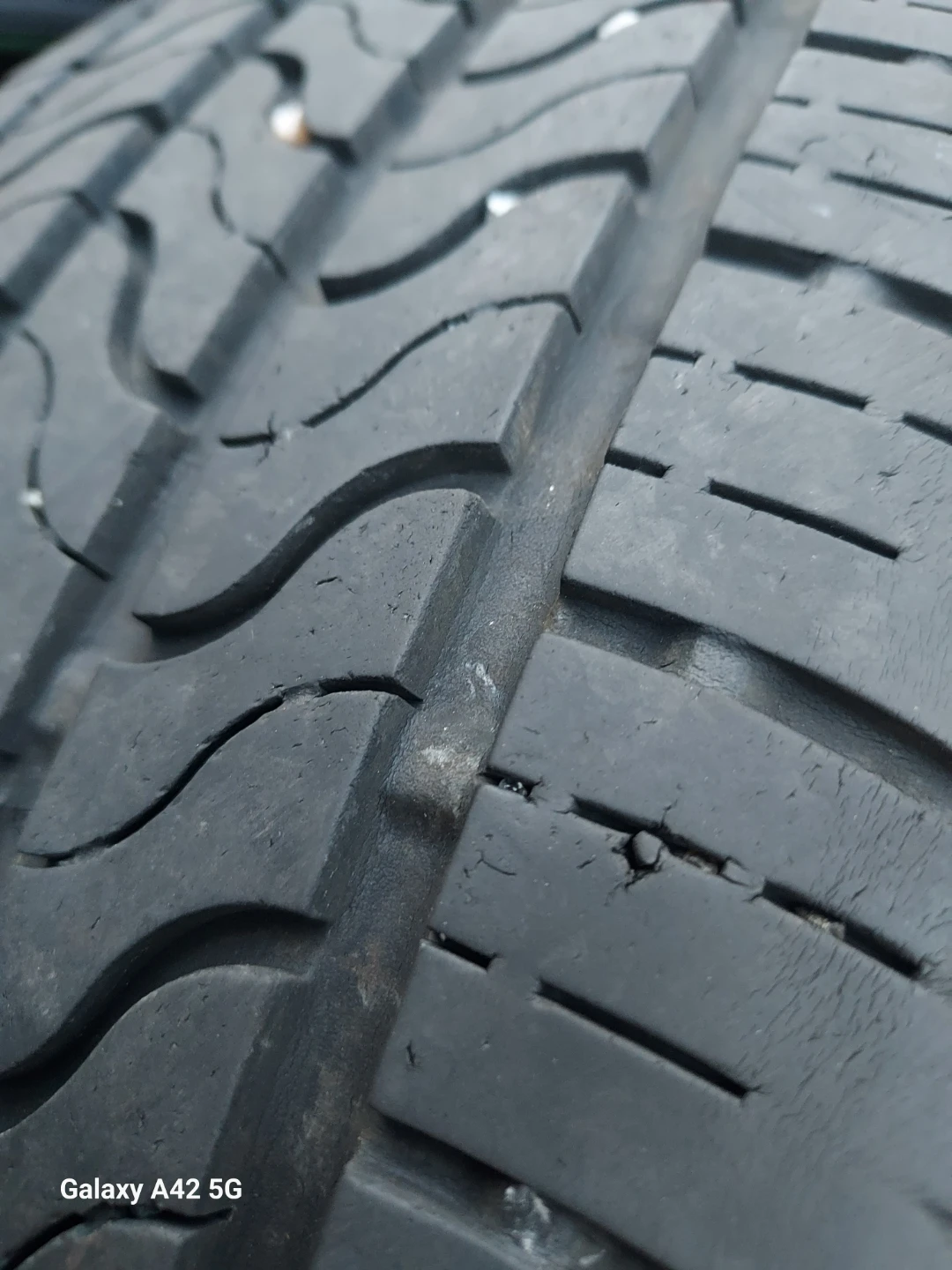 Set of 3 Tires - 205/55R16 - photo 3