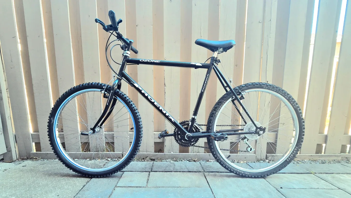Phoenix Ozone Mountain Bike (26" Wheels, Shimano SIS Drivetrain)