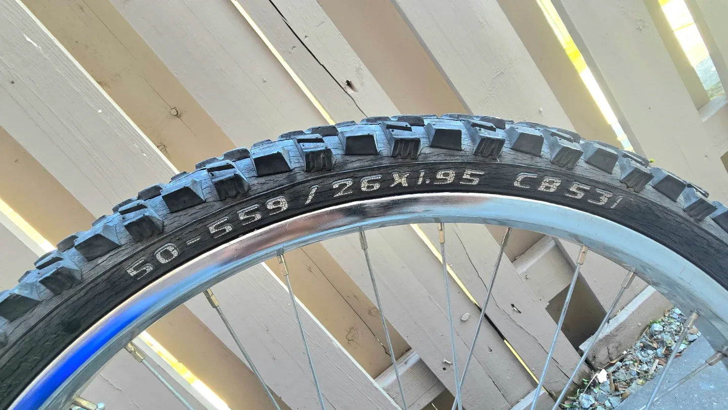 Phoenix Ozone Mountain Bike (26" Wheels, Shimano SIS Drivetrain) - photo 4
