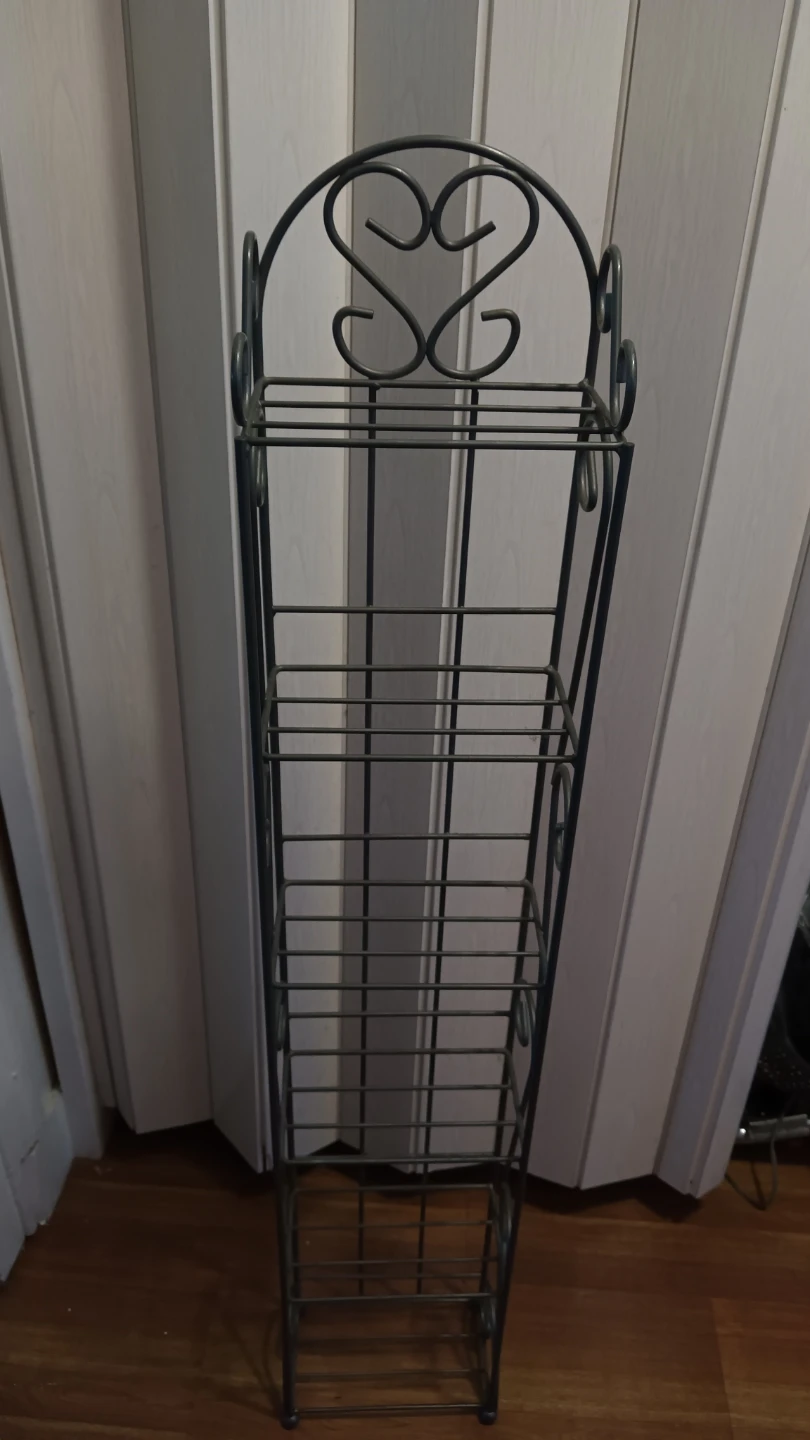 Tall Metal Magazine Rack Stand ⚽