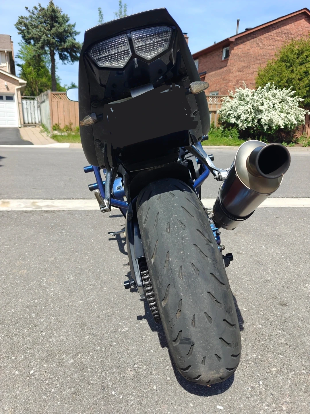 Yamaha Sport Motorcycle - photo 4