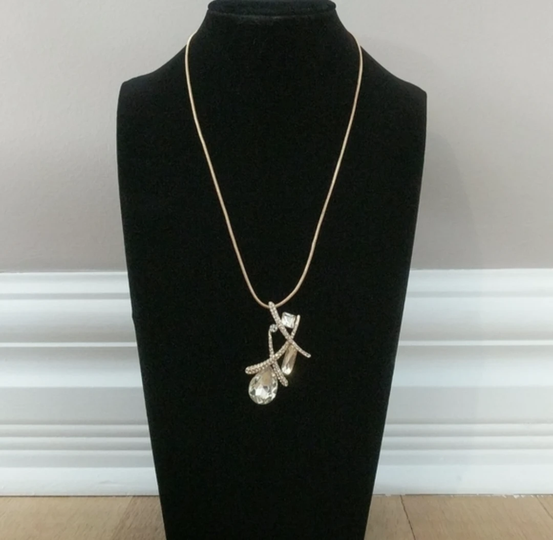 Beautiful Rose Gold Necklace - photo 3