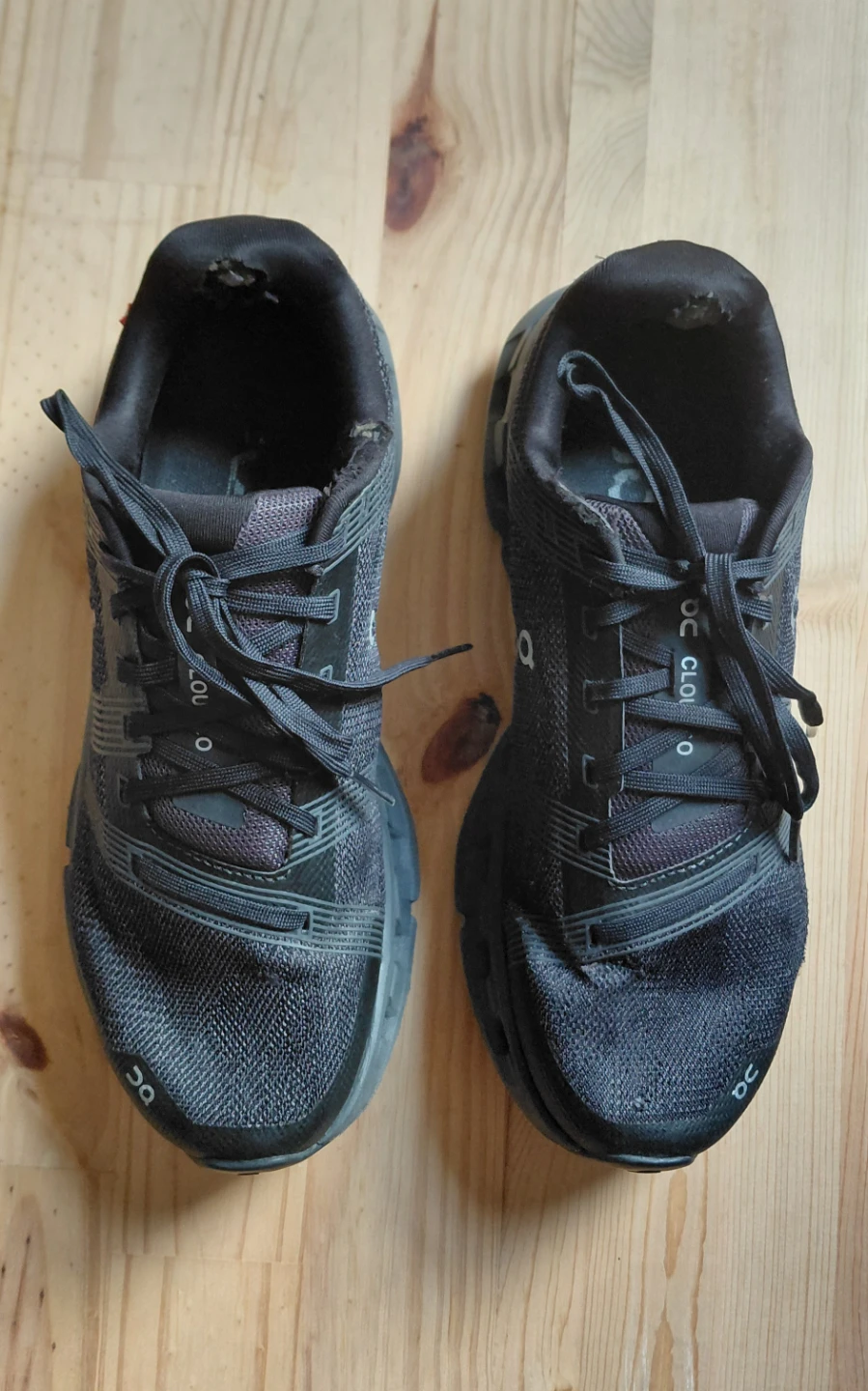 ON Cloud Running Shoes