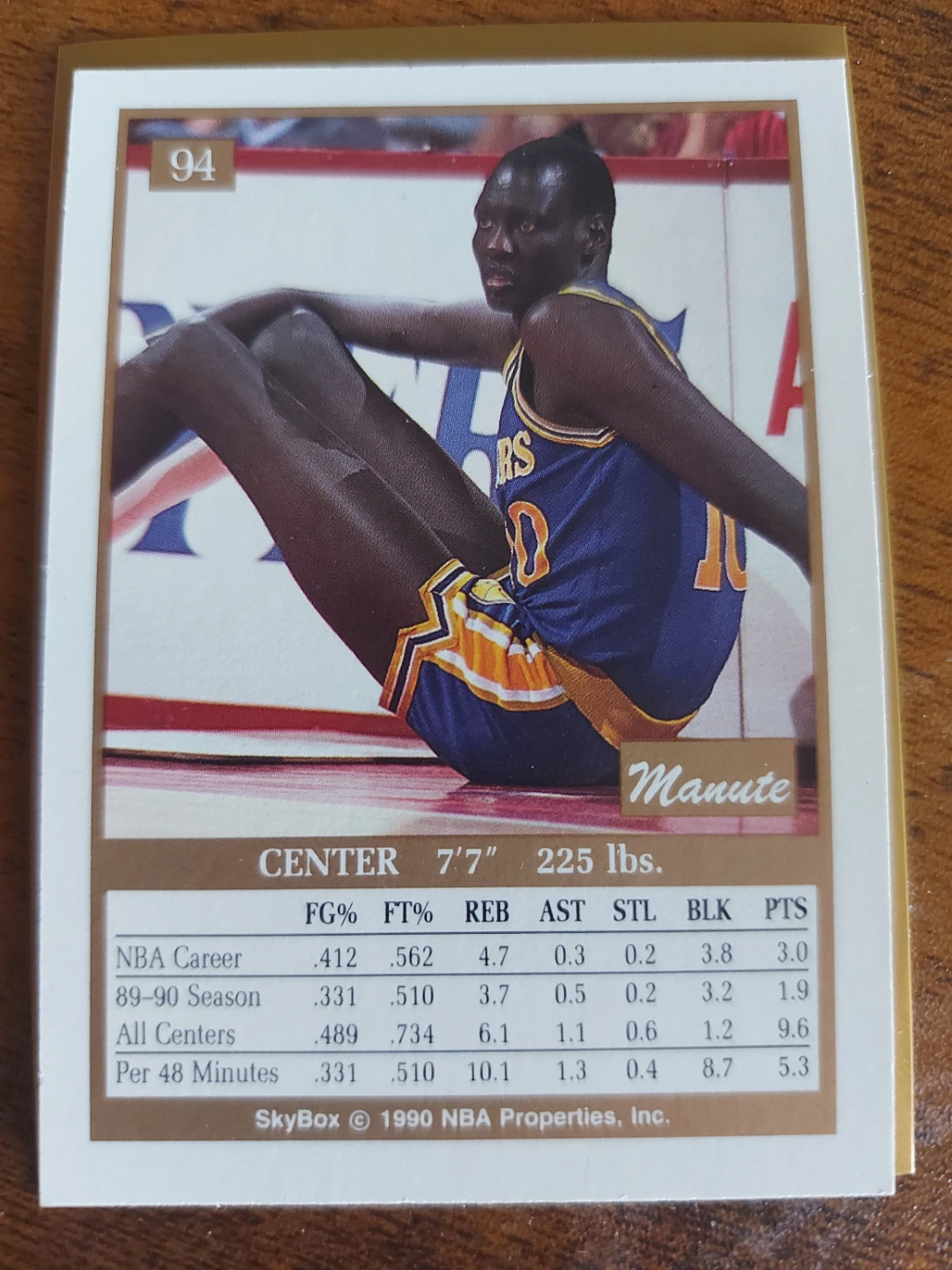 Manute Bol Basketball Card  [SKYBOX] - photo 3