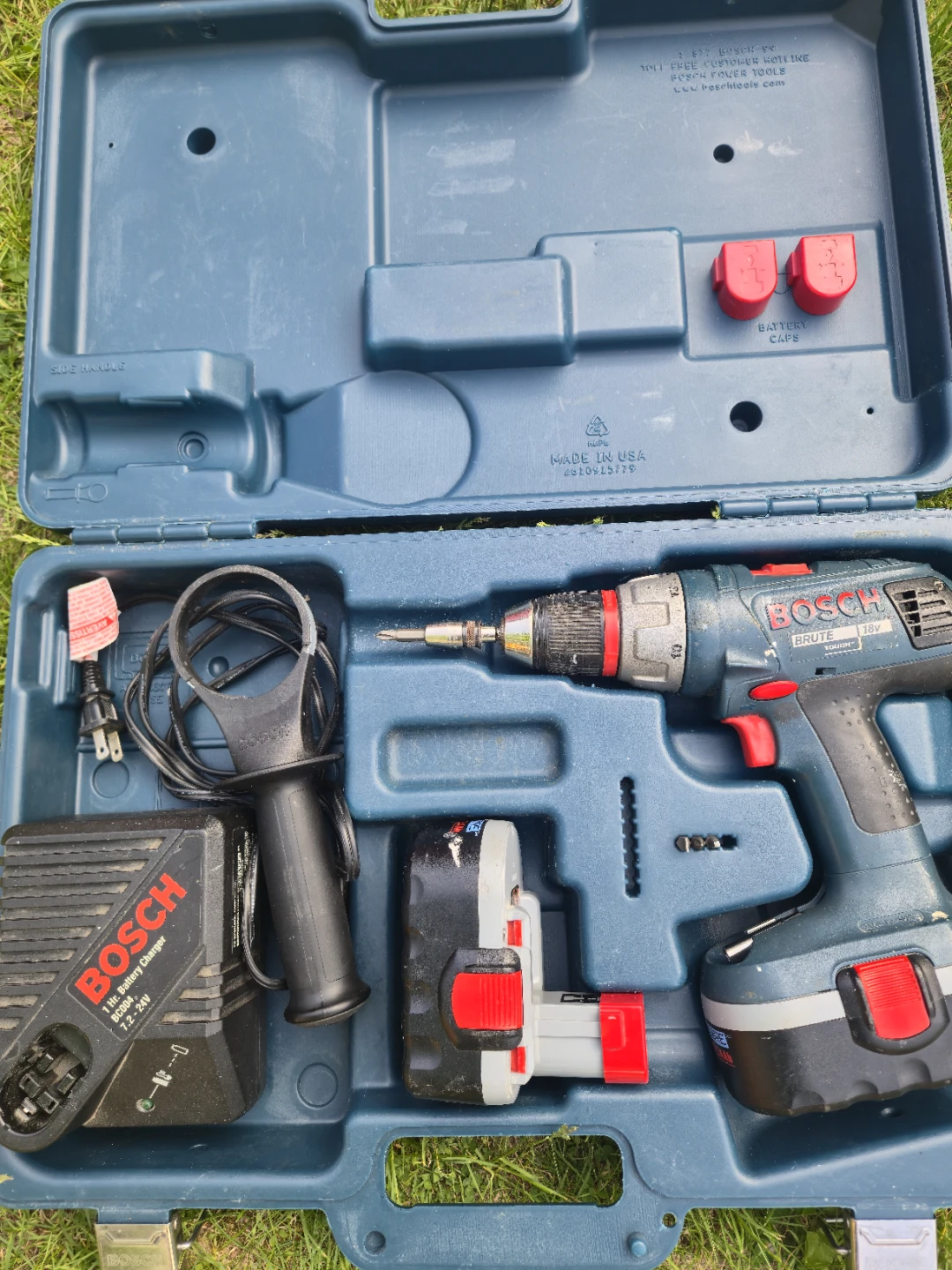 Bosch 18V Cordless Drill Kit w/ Battery, Charger & Case - photo 3