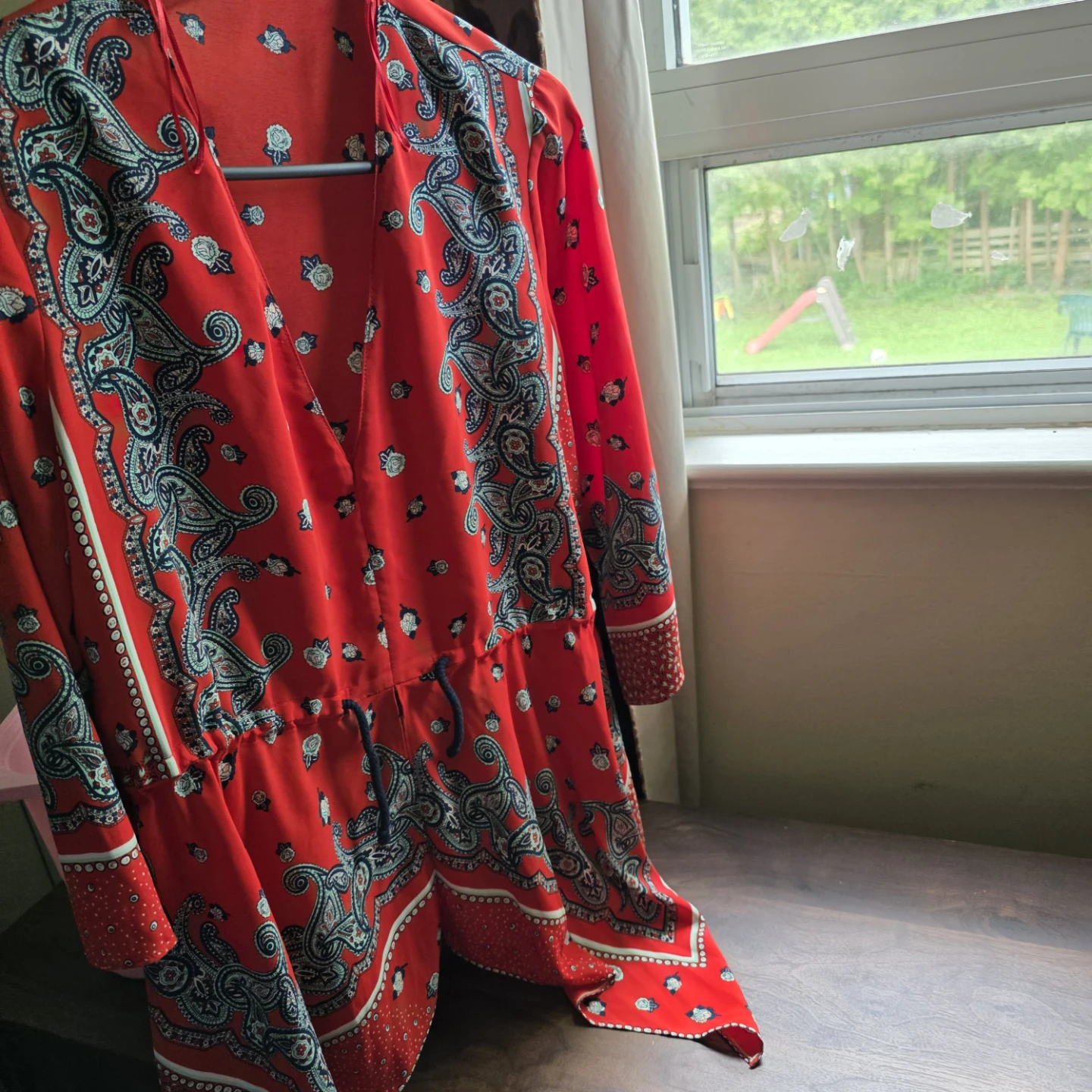 Red Paisley Print Dress - Zara⚽