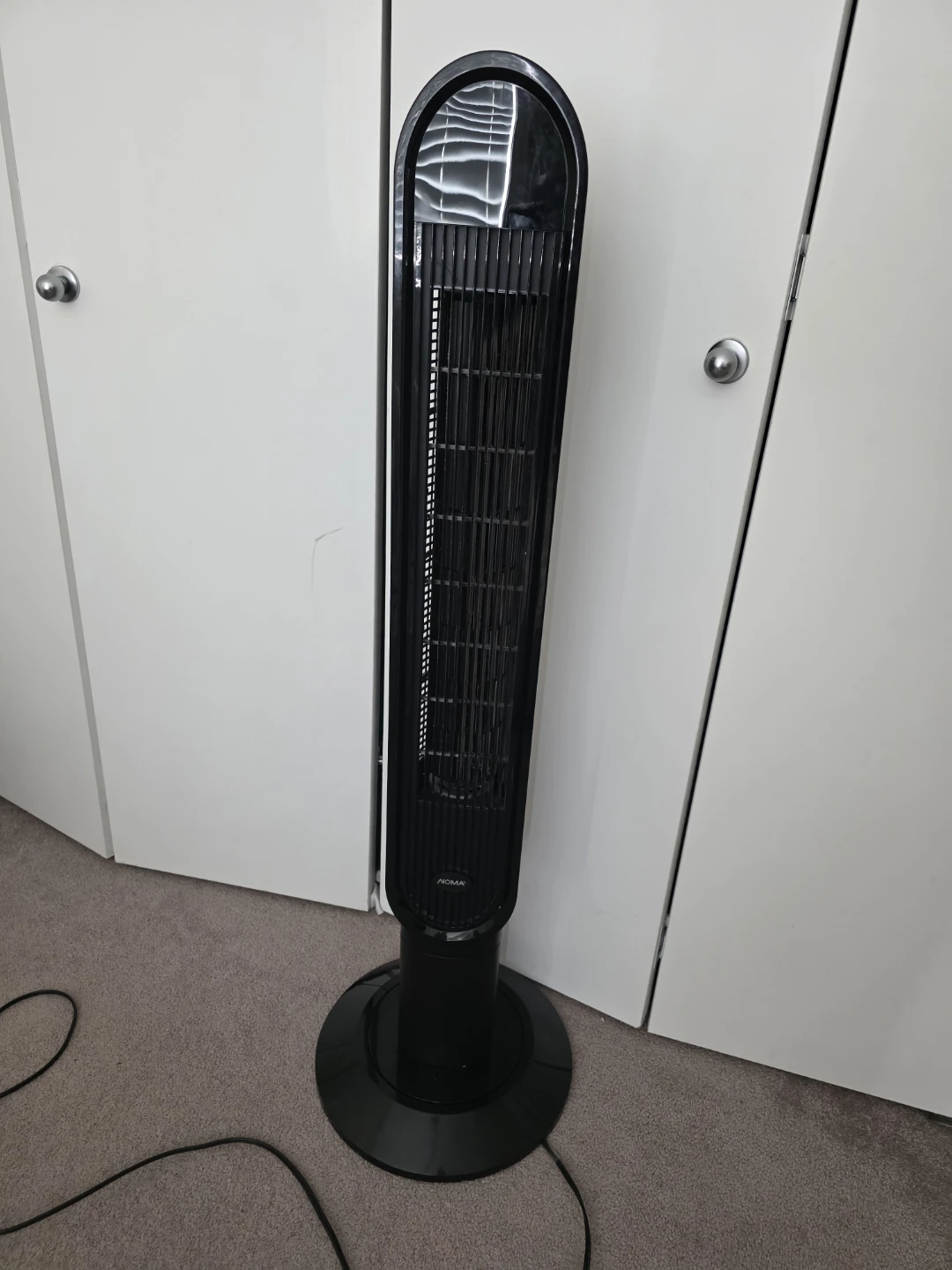 NOMA 46" Oscillating Tower Fan - photo 2