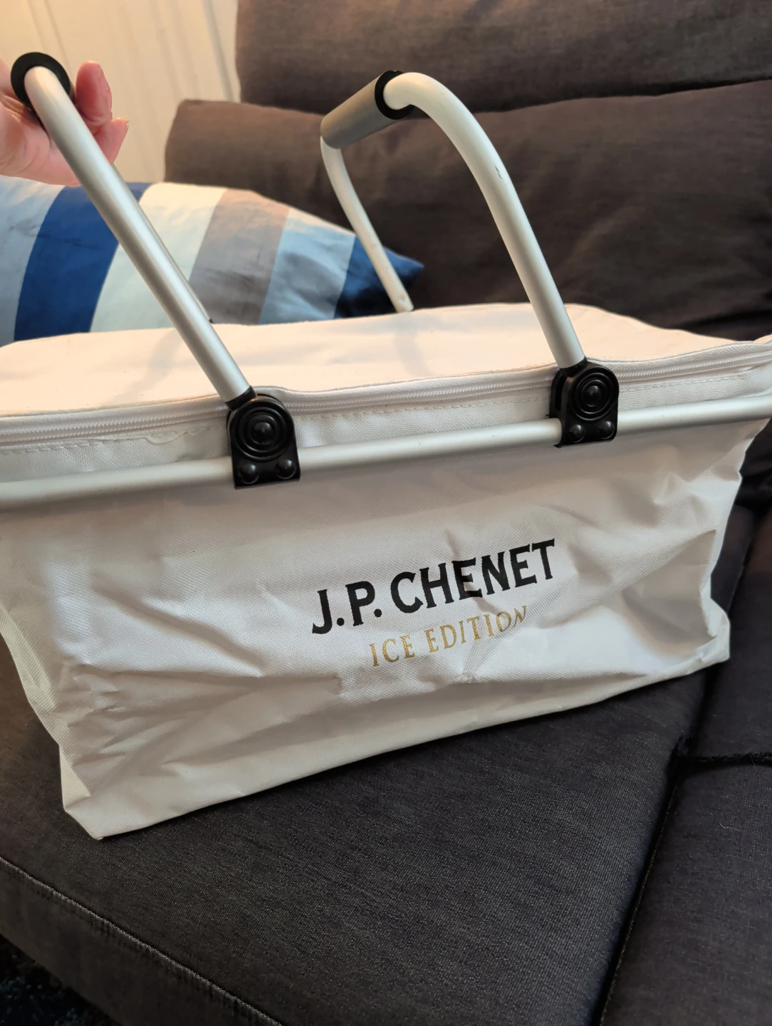 J.P. Chenet Ice Edition Insulated Cooler Bag - photo 2