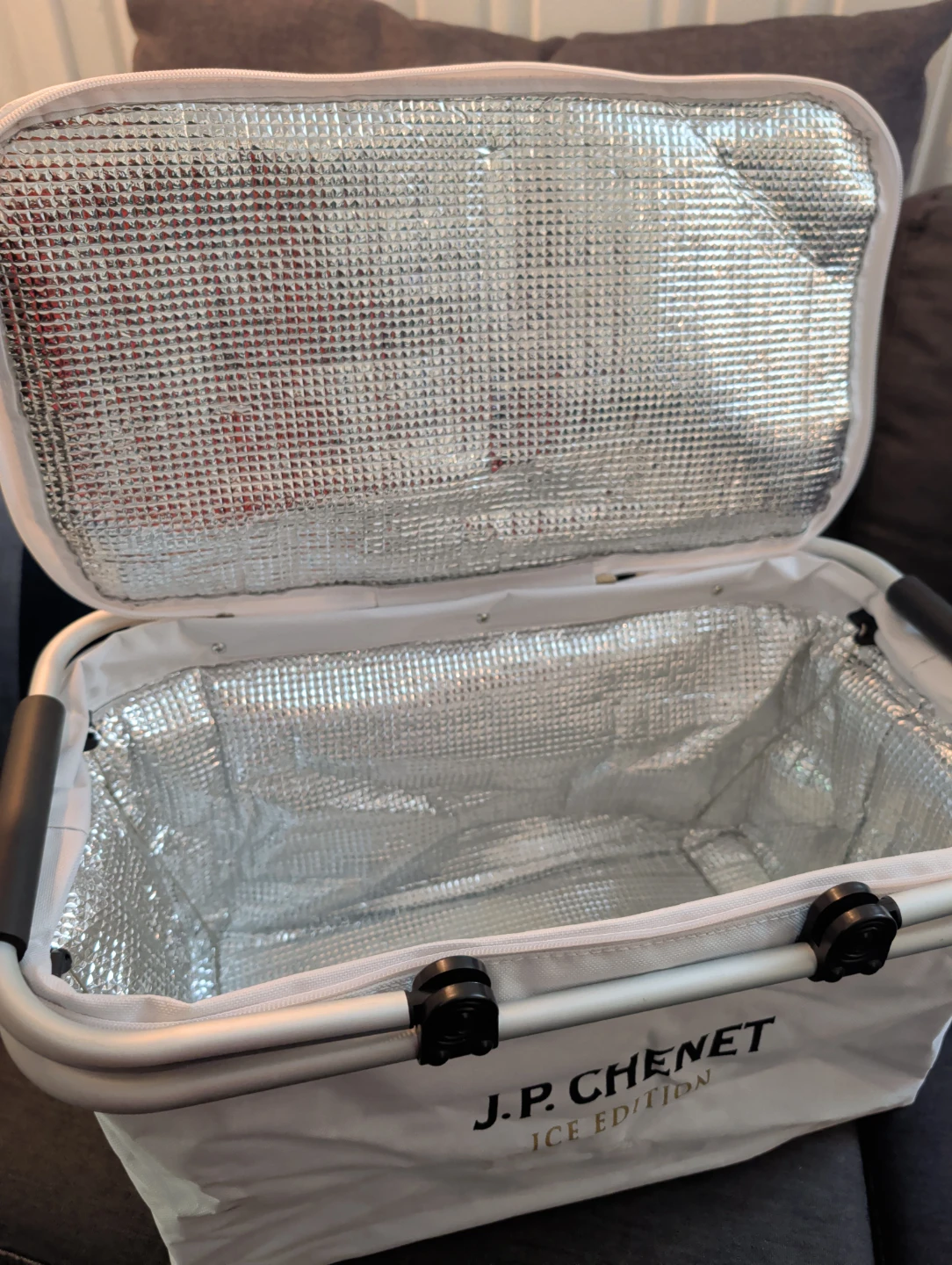 J.P. Chenet Ice Edition Insulated Cooler Bag - photo 3
