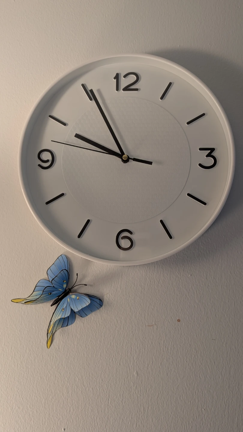 White Wall Clock set 2 - photo 2