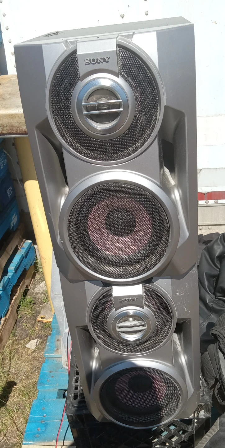 Sony speakers - photo 2