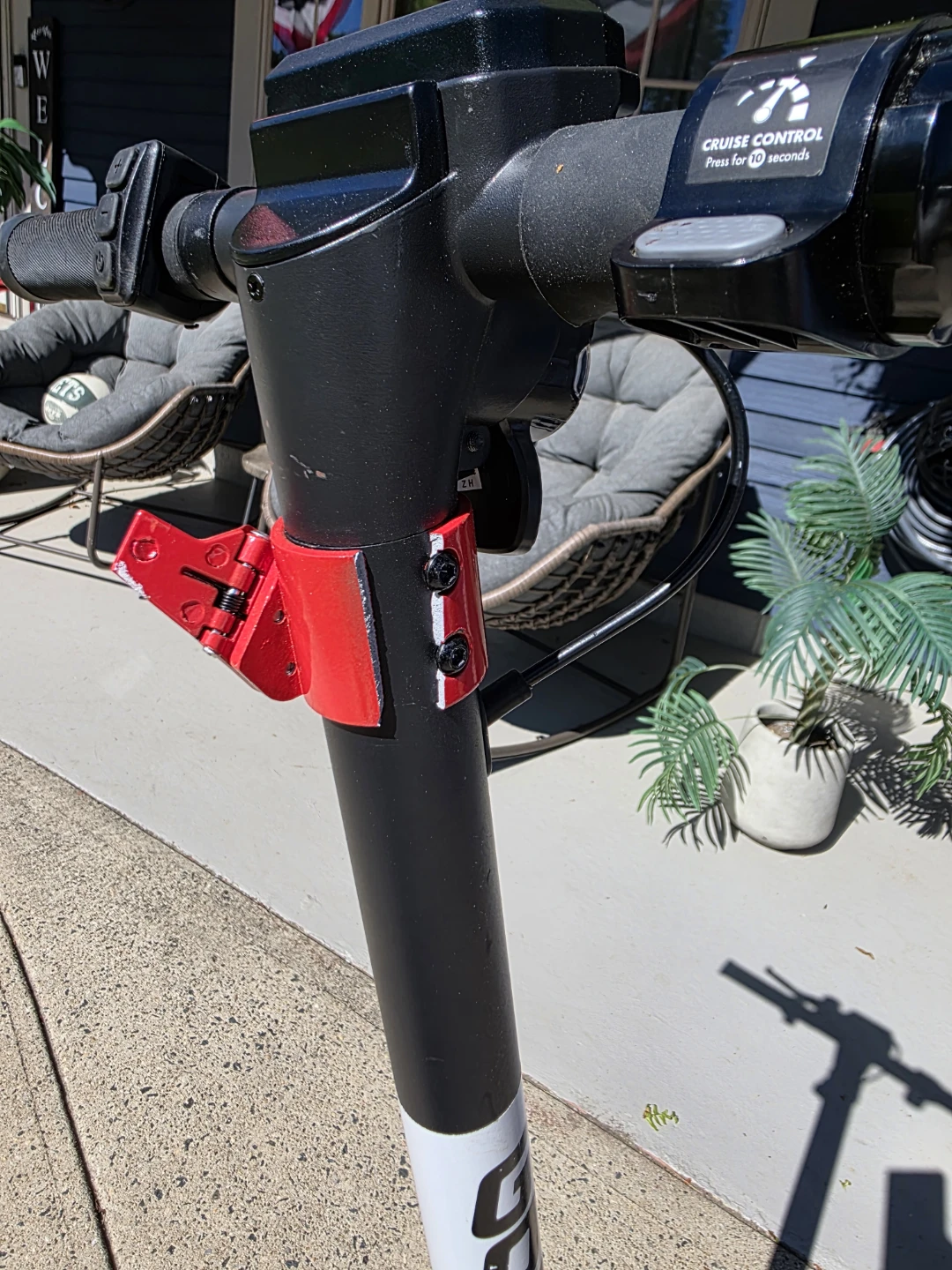GOTRAX G4 Electric Scooter - photo 4