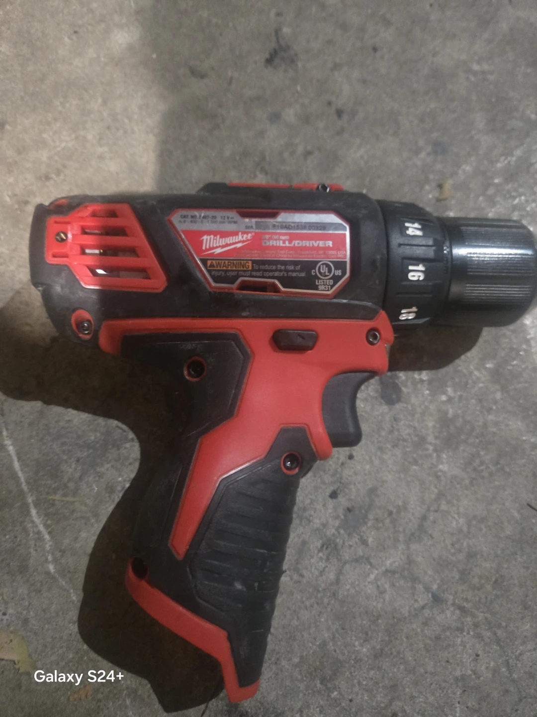 Milwaukee M12 Cordless Drill and Impact Driver Combo - photo 5