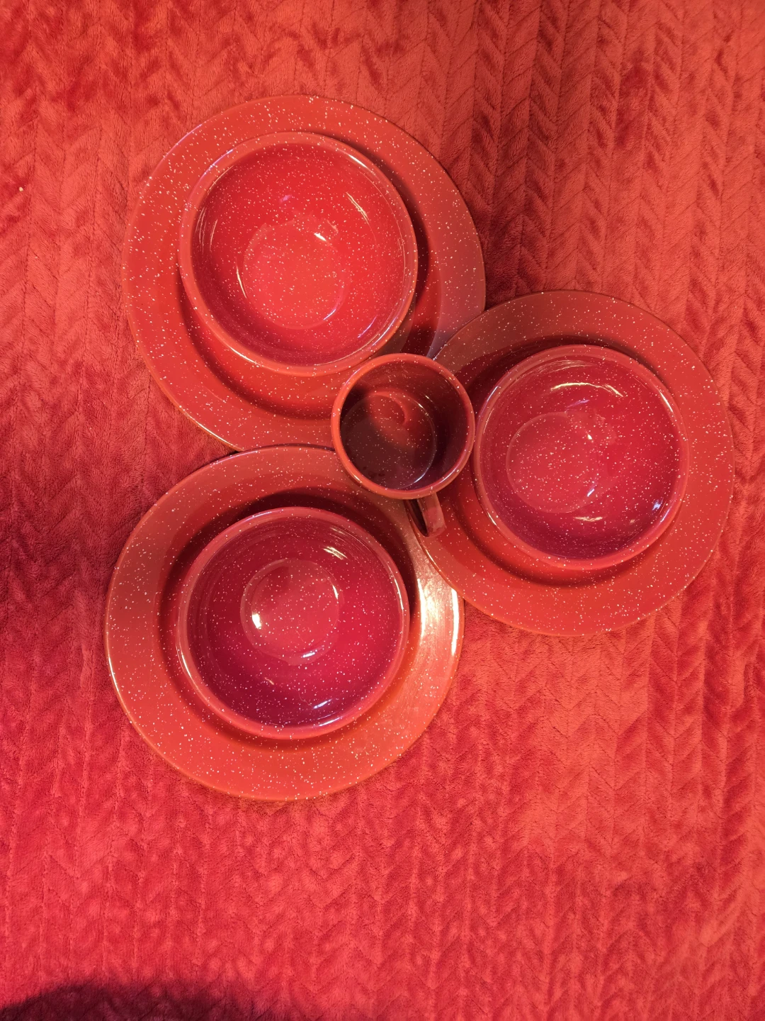 Red Speckled Enamelware Dinnerware Set - photo 2