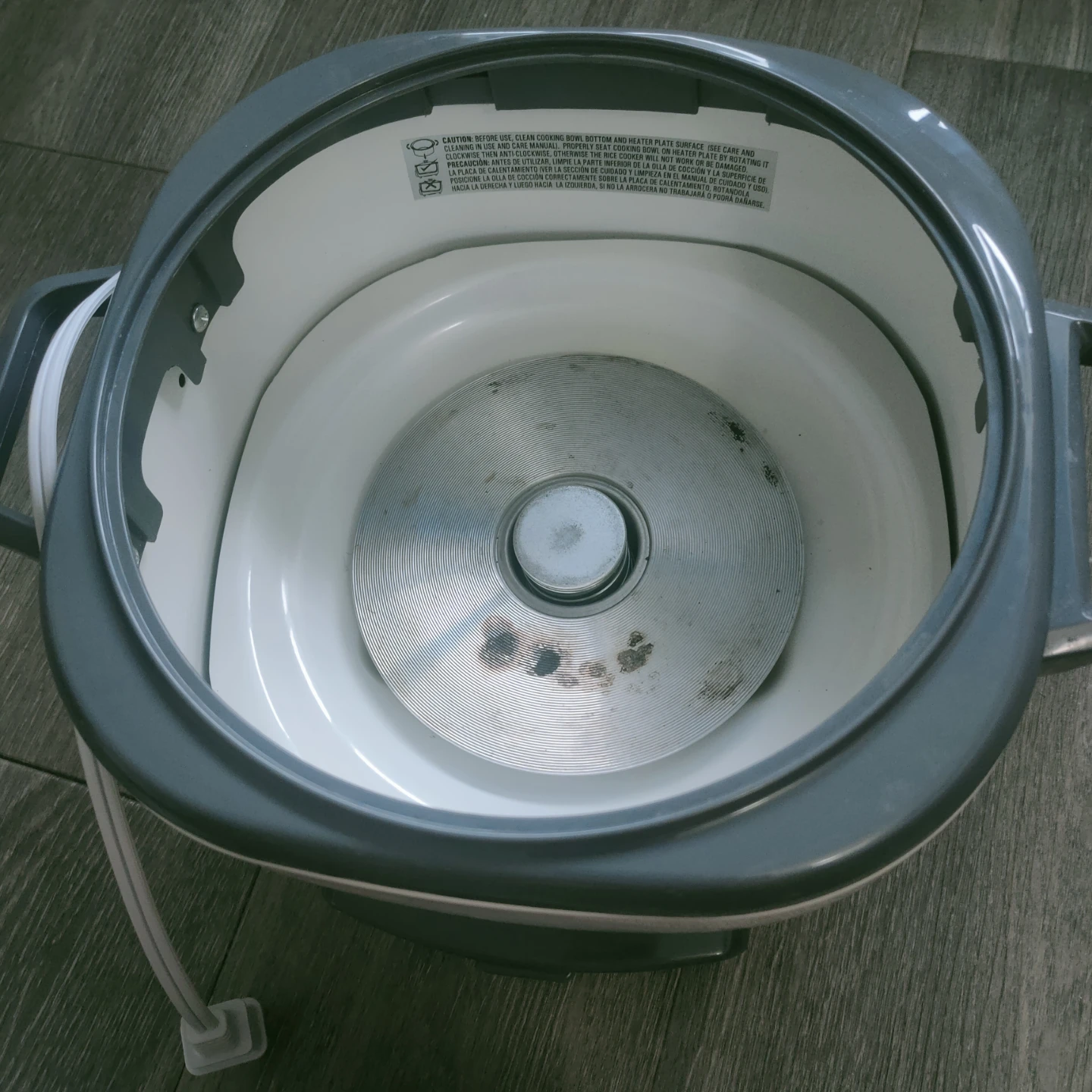 BLACK+DECKER Rice Cooker with 2 cooking pots & glass lids - photo 4