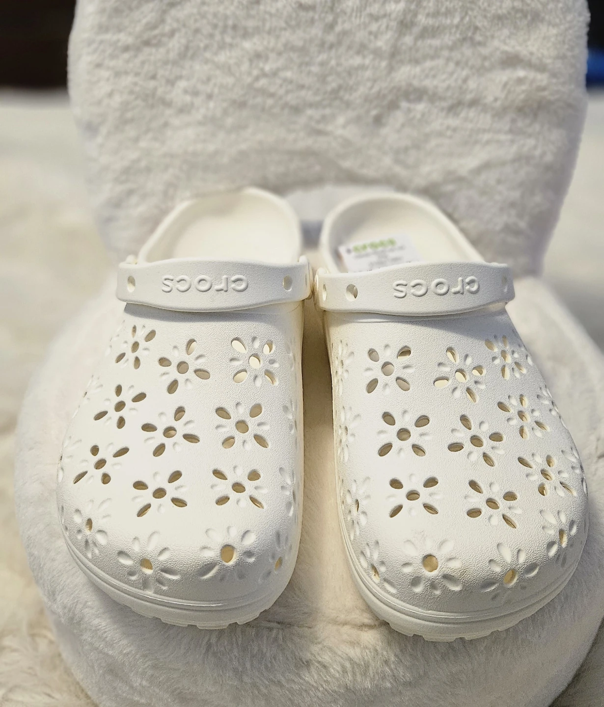 Unisex White Crocs Classic Floral Cut Out Clogs - photo 4