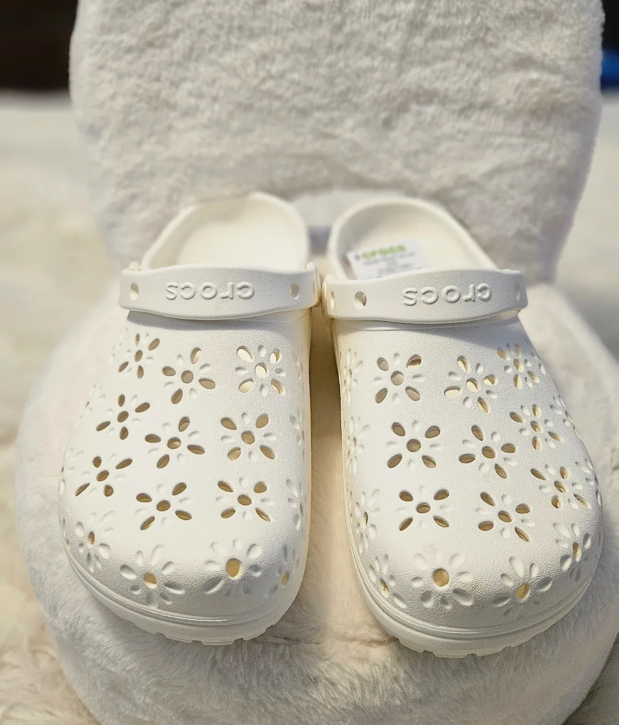 Unisex White Crocs Classic Floral Cut Out Clogs - photo 4