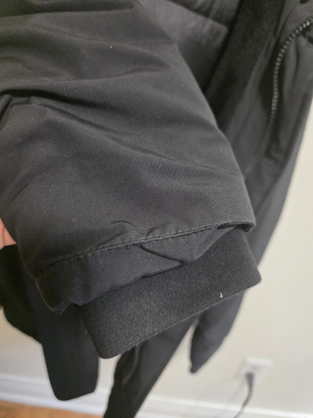 Abercrombie & Fitch Black Fur-Trimmed Parka - photo 3