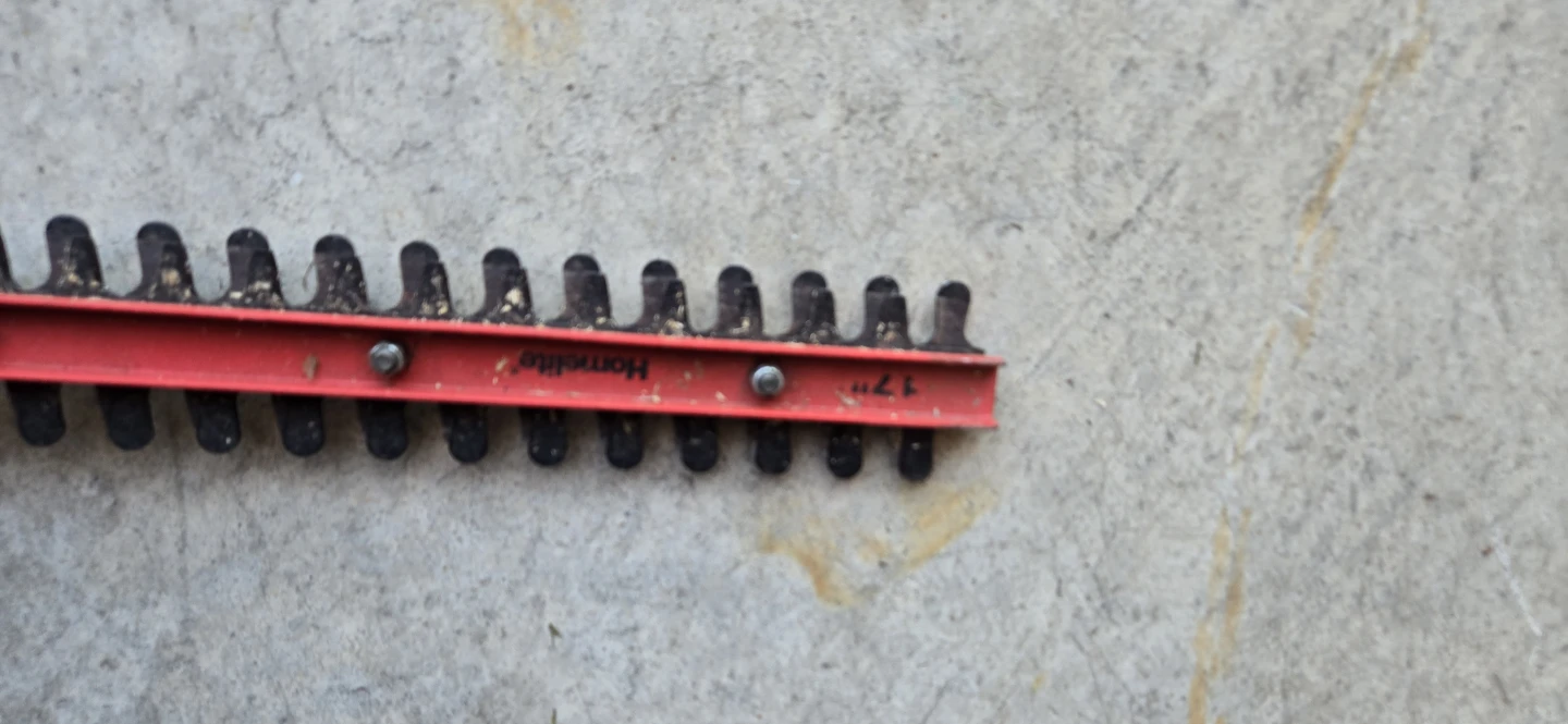 Homelite Hedge Trimmer 17" - photo 2