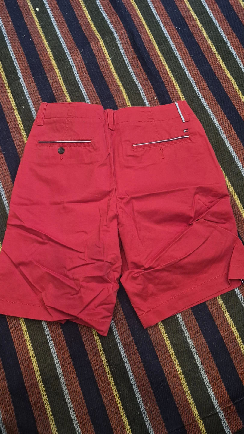Tommy Hilfiger Red Chino Shorts Size 31 - photo 2
